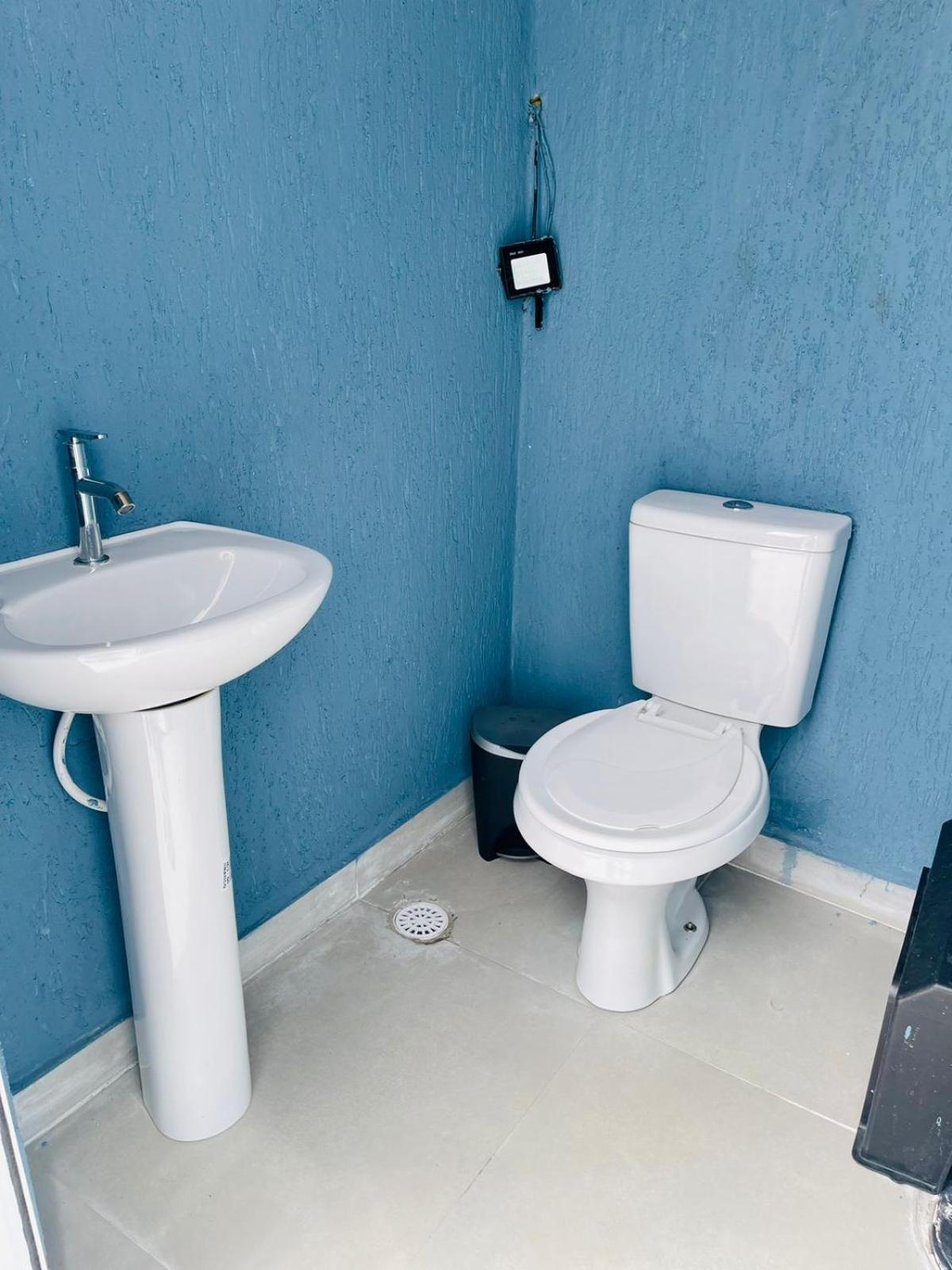 Casa Com Piscina E Hidromassagem Enseada. *