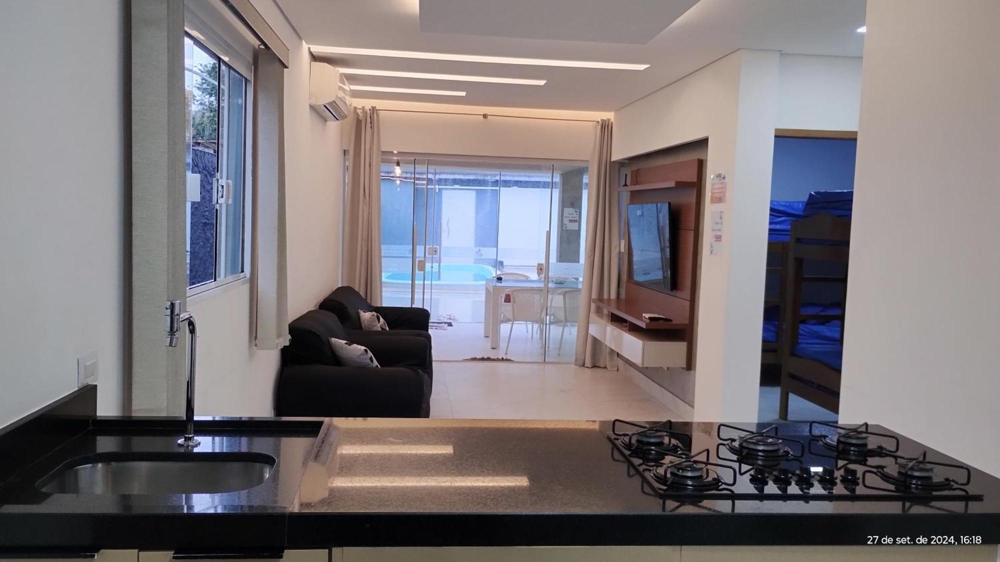 Casa Com Piscina E Hidromassagem Enseada. Сasa de vacaciones Guarujá