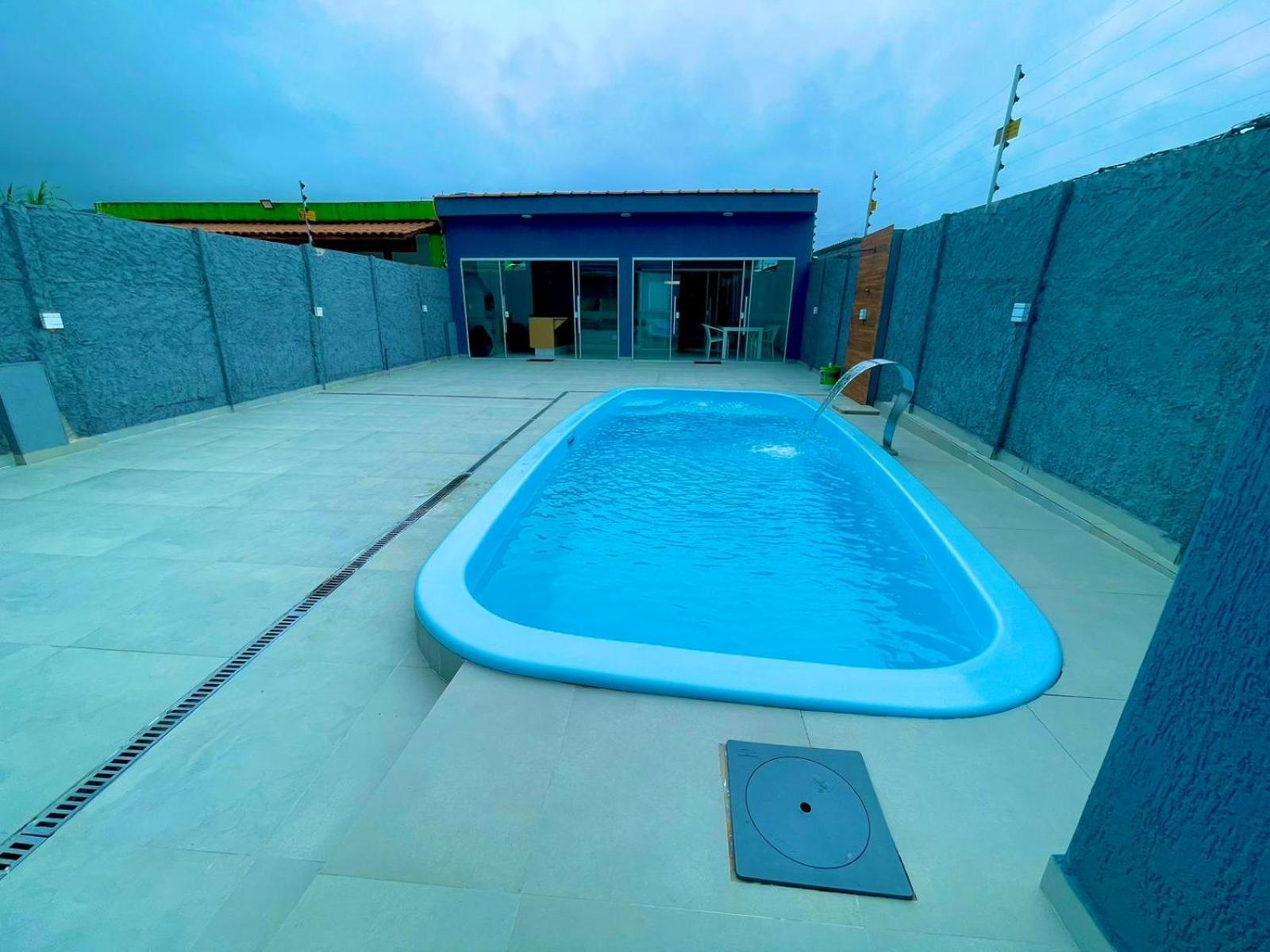 Casa Com Piscina E Hidromassagem Enseada. *