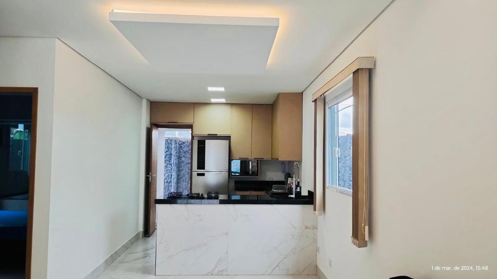 Casa Com Piscina E Hidromassagem Enseada.